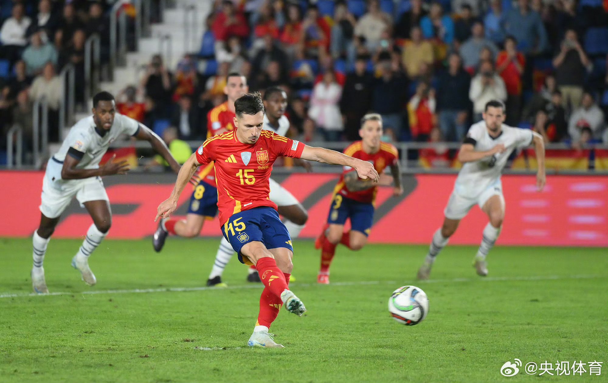 欧国联比赛热门队伍次回合大获胜利