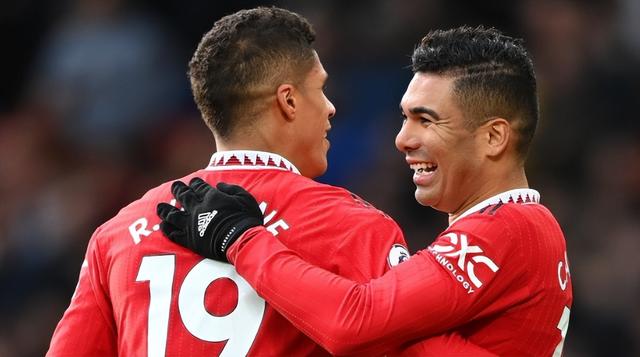 曼联主场-击败狼队，布鲁诺进球献助攻的简单介绍