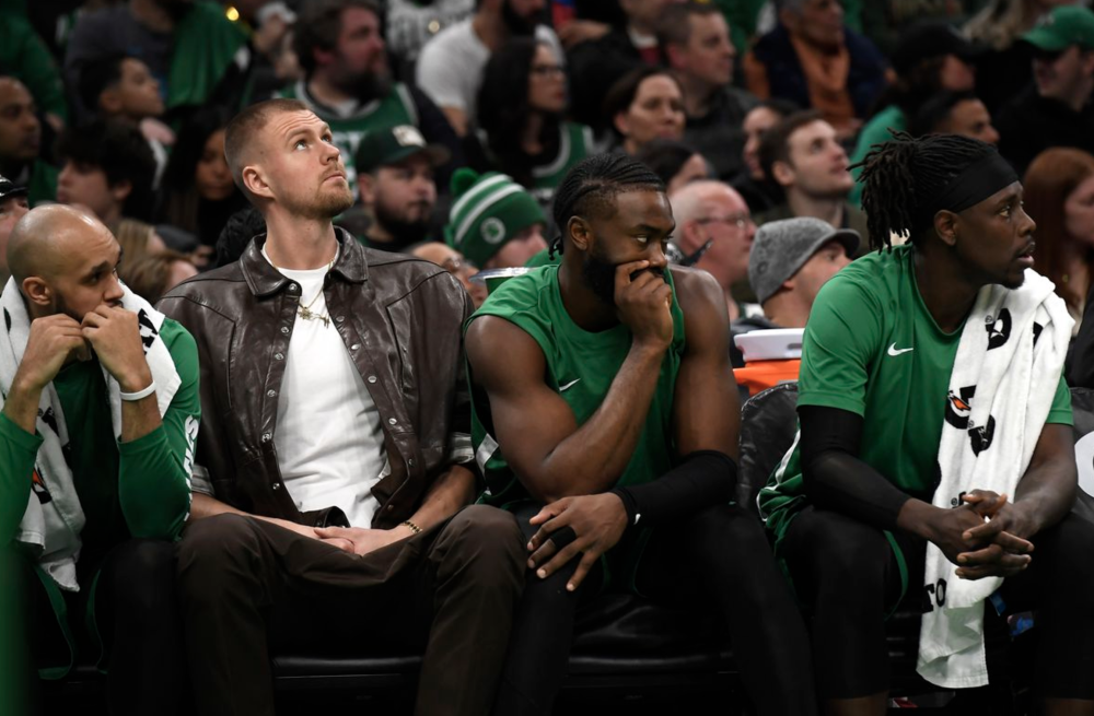 海沃德伤愈复出,绿军击败国王,全队精神焕发再战东部 海沃德伤愈复出,绿军击败国王,全队精神焕发再战东部