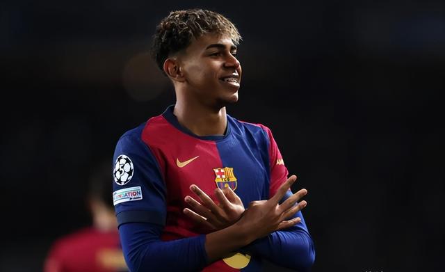 广岛三箭胜利晋级,晋级之路再添一胜的简单介绍 广岛三箭胜利晋级,晋级之路再添一胜的简单介绍