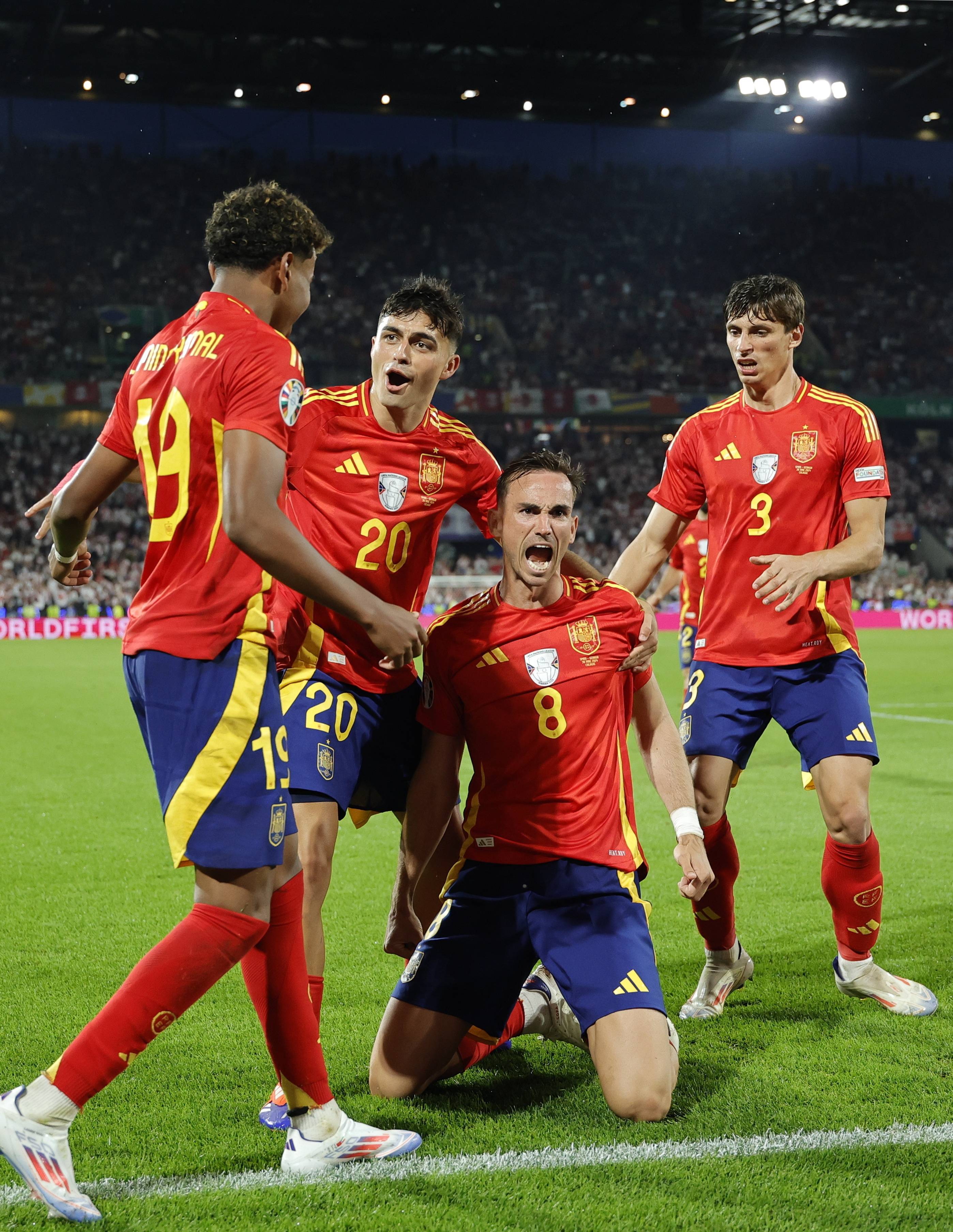 包含西班牙击败克罗地亚队,晋级欧国赛八强的词条 包含西班牙击败克罗地亚队,晋级欧国赛八强的词条