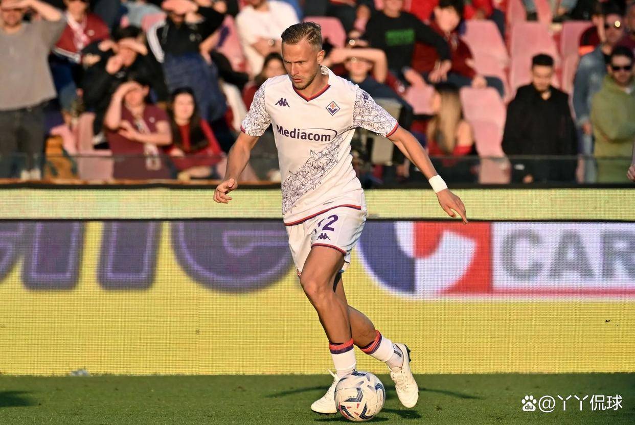 卡利亚里与佛罗伦萨持续对话,保级压力剧增的简单介绍 卡利亚里与佛罗伦萨持续对话,保级压力剧增的简单介绍