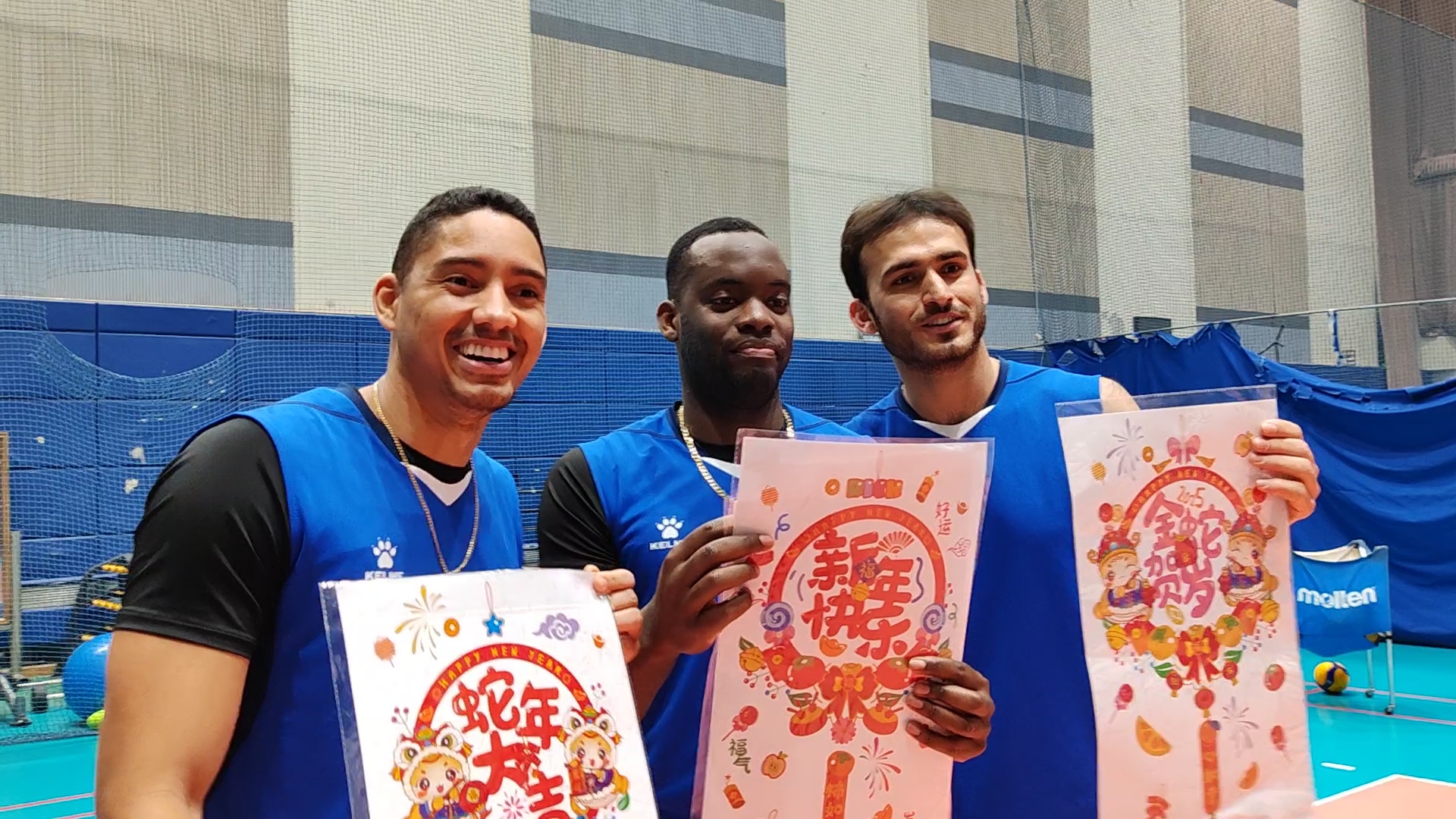 球队举行球迷节庆活动，推动团队凝聚