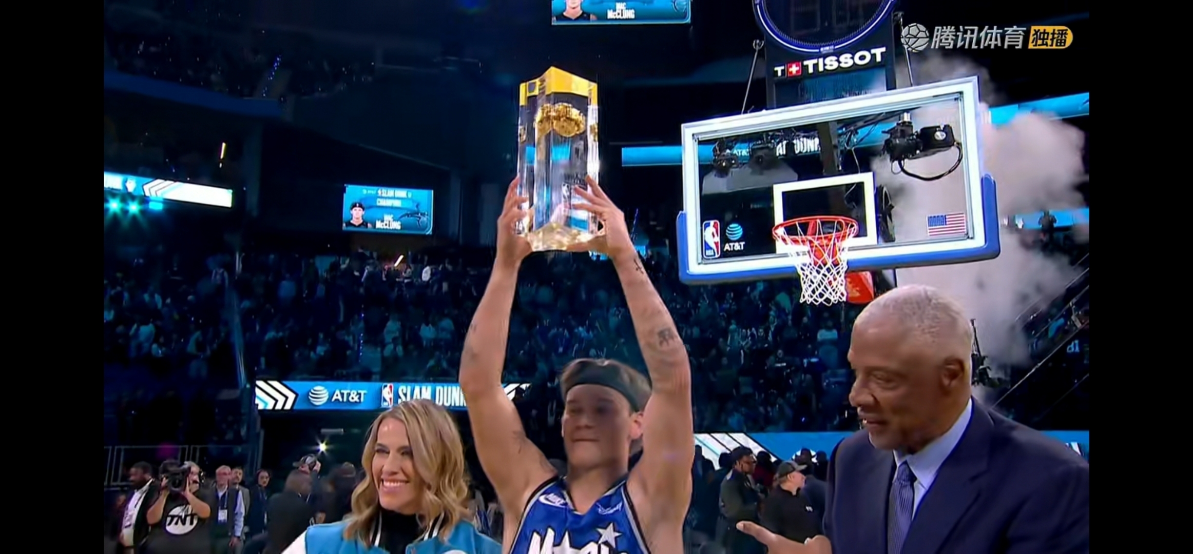 包含老鹰新秀夺得全明星扣篮冠军，惊艳球迷的词条