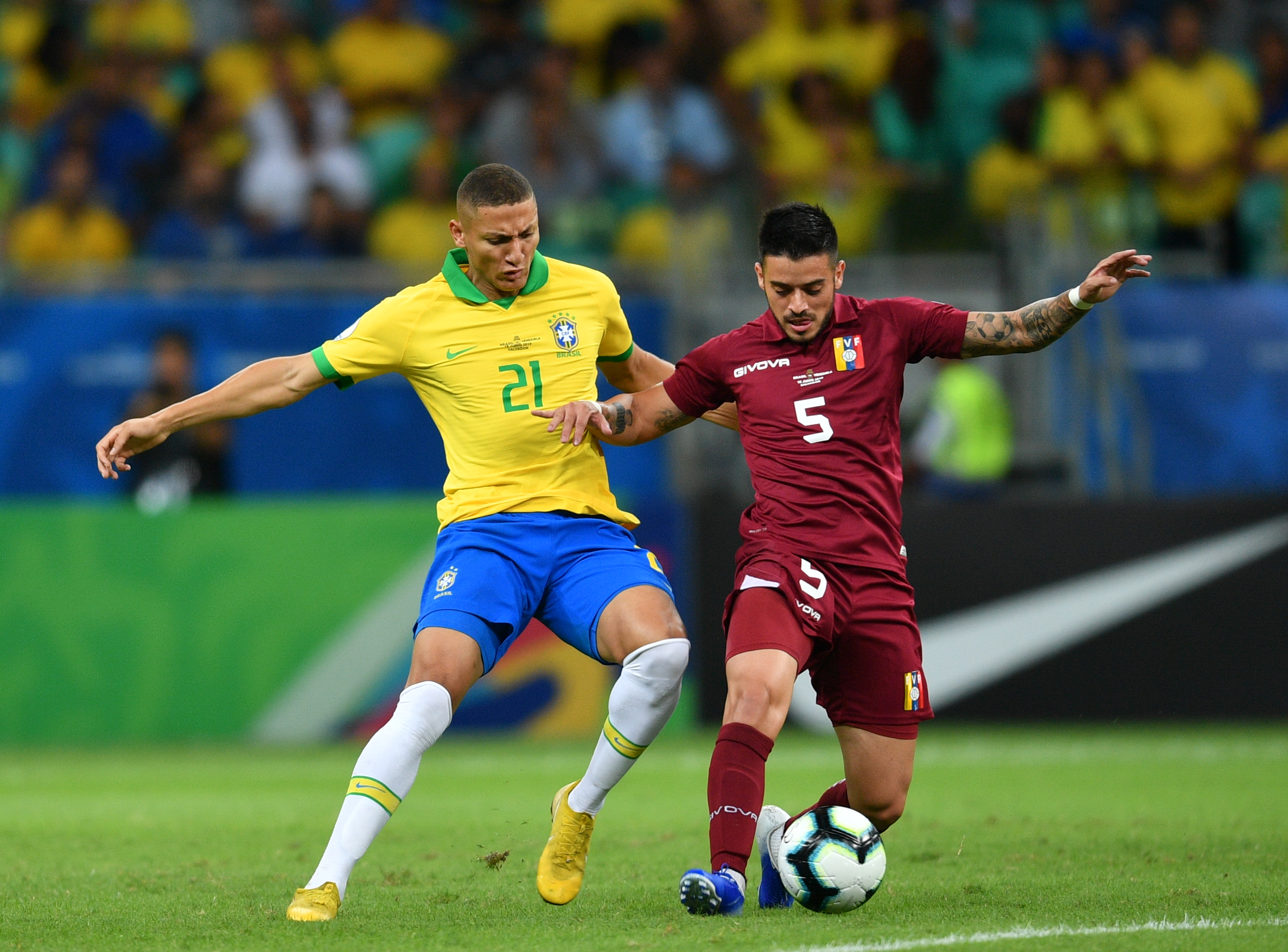 委内瑞拉队在国际足球比赛中展现实力