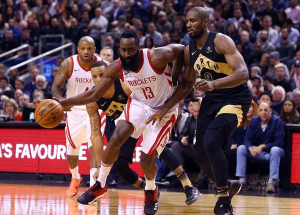 包含猛龙外线疯狂命中，横扫对手取得四连胜的词条