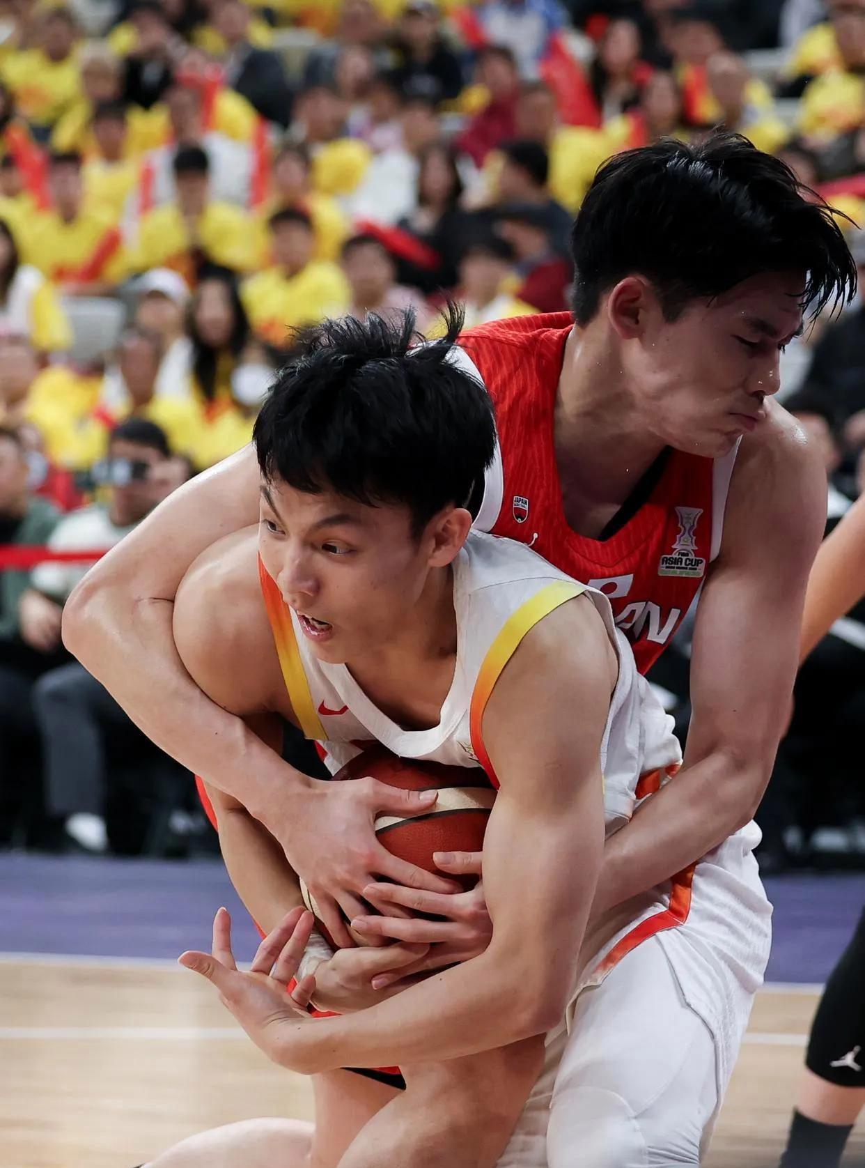 亚洲杯篮球赛场上火爆主场球队表现亮眼 亚洲杯篮球赛场上火爆主场球队表现亮眼