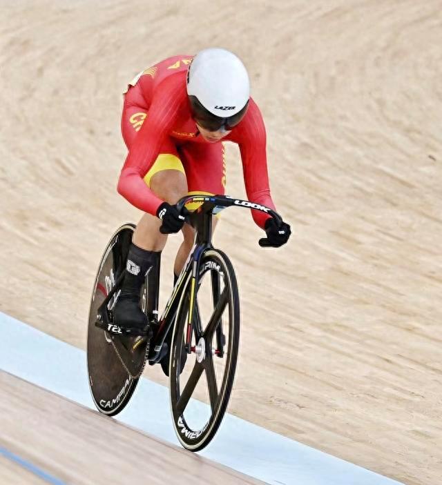 惠特尼·瑟得米玛在自行车赛场夺冠的简单介绍 惠特尼·瑟得米玛在自行车赛场夺冠的简单介绍