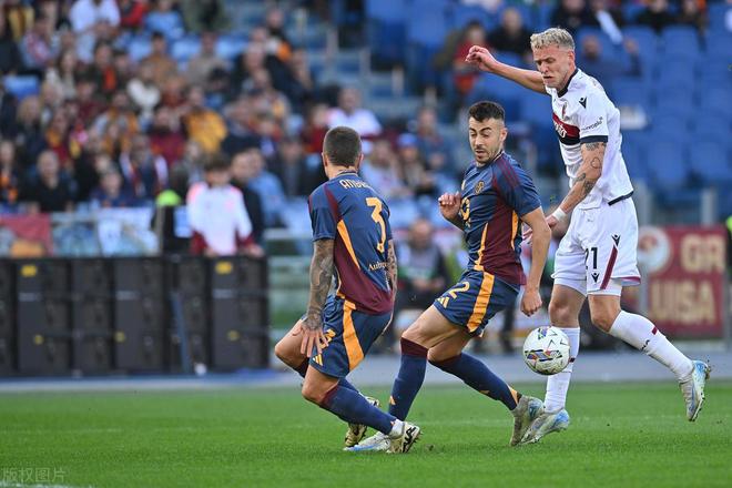 意甲球队球员发挥稳定，助球队取得连胜