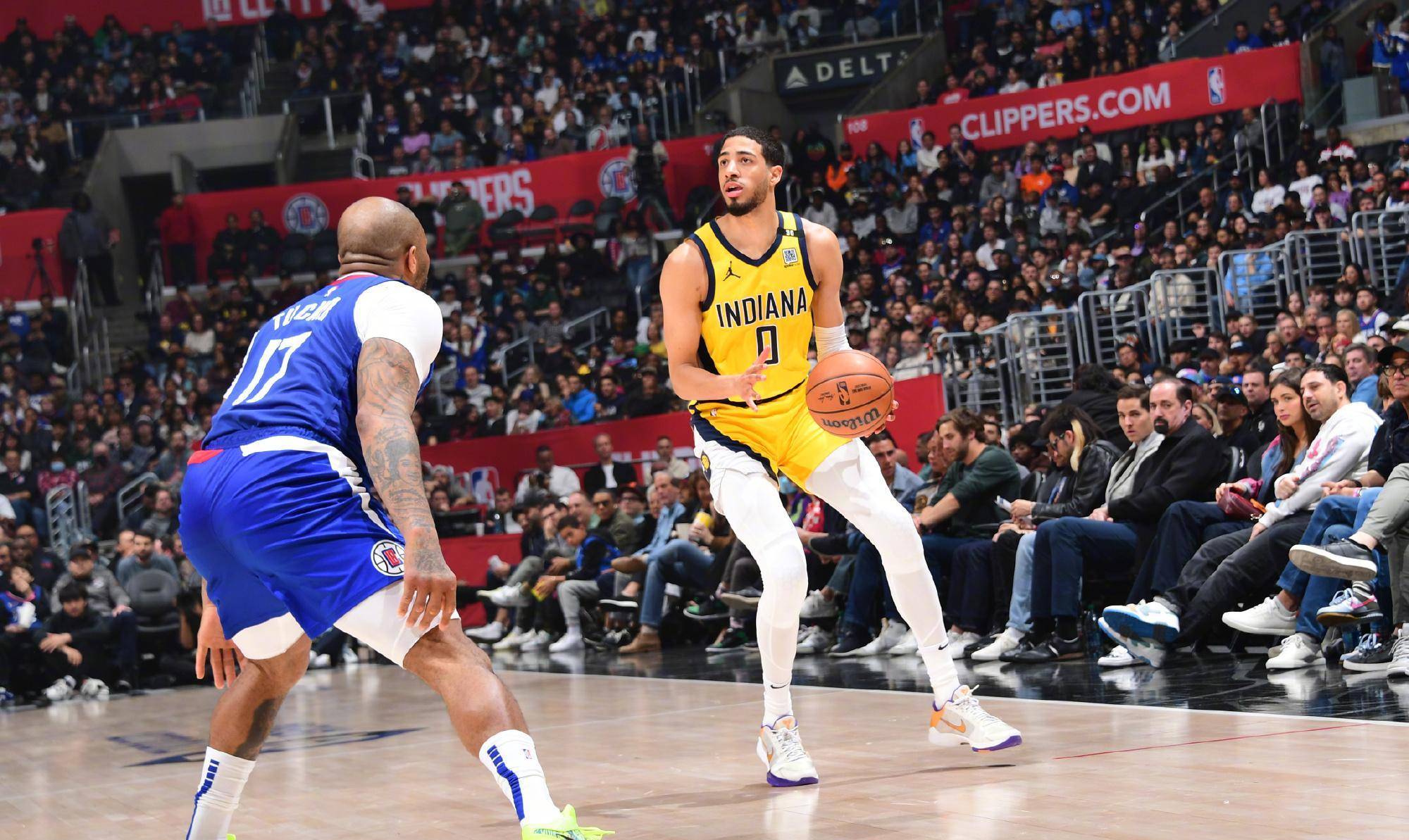 路威单节砍下分快船逆袭步行者