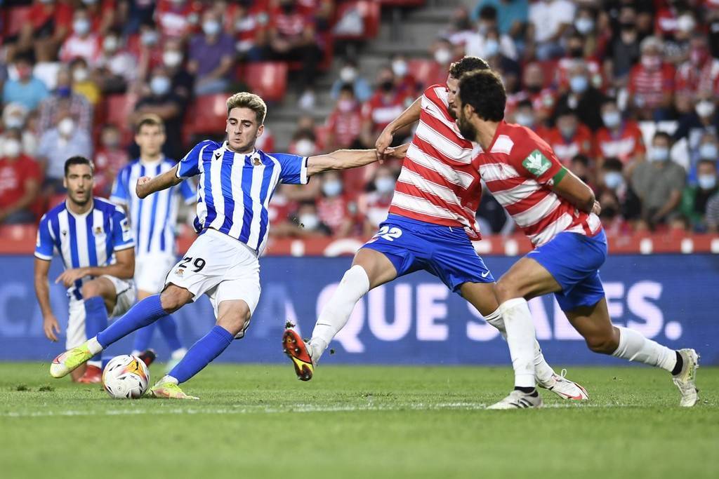 格拉纳达主场告负,遭遇败仗连败 格拉纳达主场告负,遭遇败仗连败