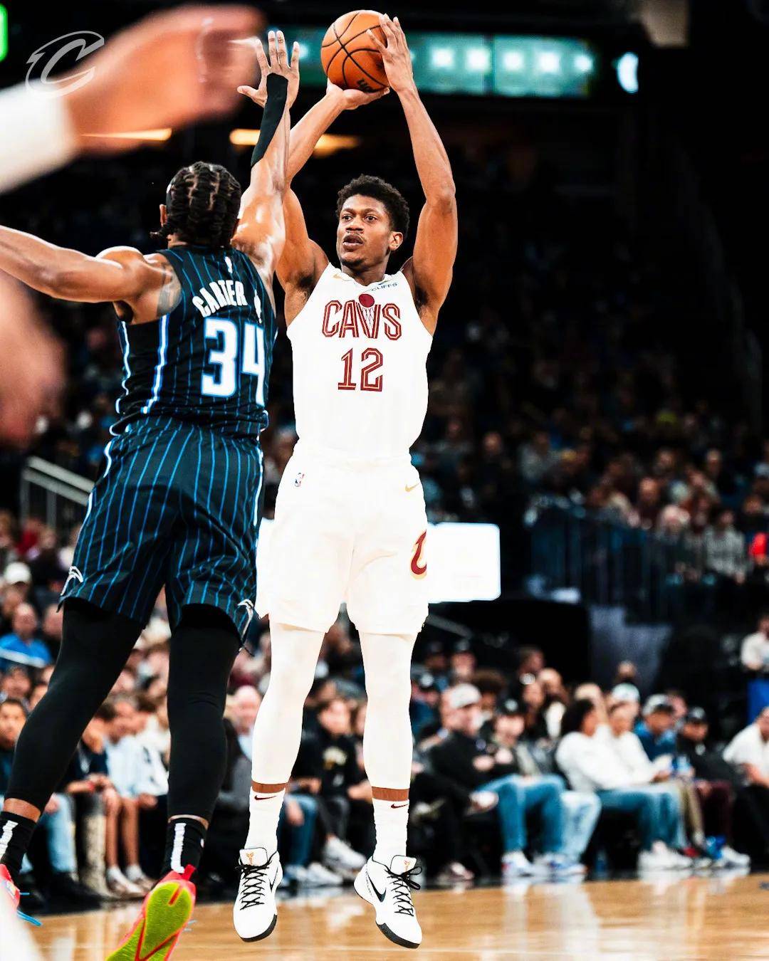 包含骑士力克老鹰，小将塞克斯顿表现抢眼的词条