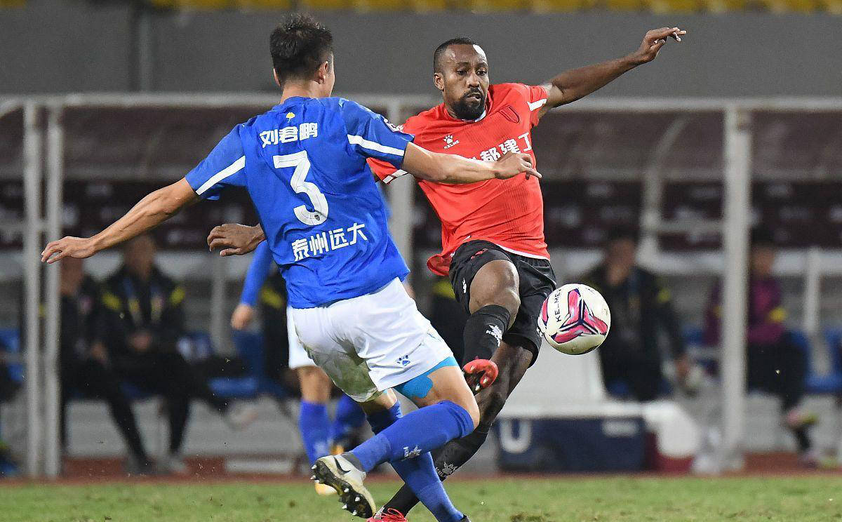 摩纳哥主场逆转获得宝贵三分 摩纳哥主场逆转获得宝贵三分