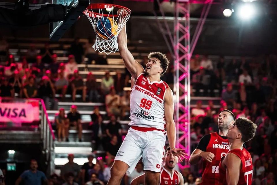 意大利篮球明星在国外联赛表现出色 意大利篮球明星在国外联赛表现出色