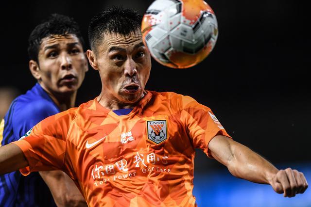 苏宁凭绝技克鲁能,客场大胜取三分 苏宁凭绝技克鲁能,客场大胜取三分