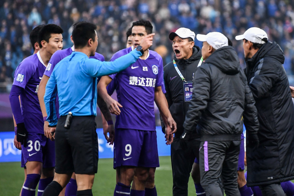 苏宁凭绝技克鲁能,客场大胜取三分 苏宁凭绝技克鲁能,客场大胜取三分