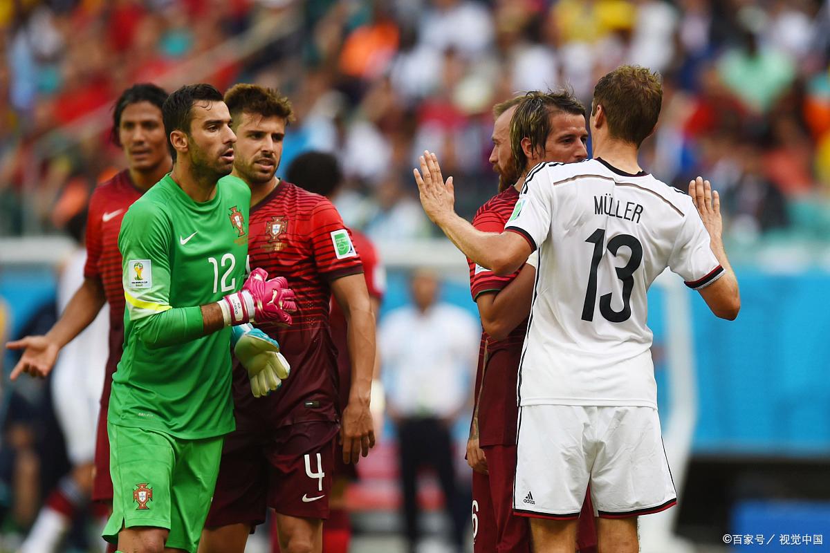 包含乌迪内斯客场击败克罗托内，赢得保级关键比赛的词条