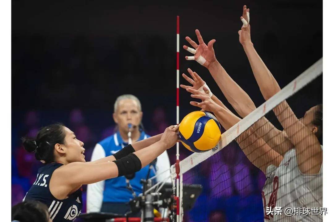 中国女排夺取第五连胜,晋级八强 中国女排夺取第五连胜,晋级八强