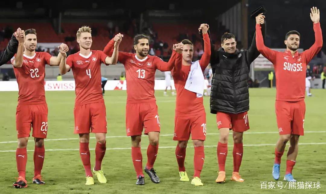 德国荷兰握手言和,欧预赛小组格局依旧悬念 德国荷兰握手言和,欧预赛小组格局依旧悬念