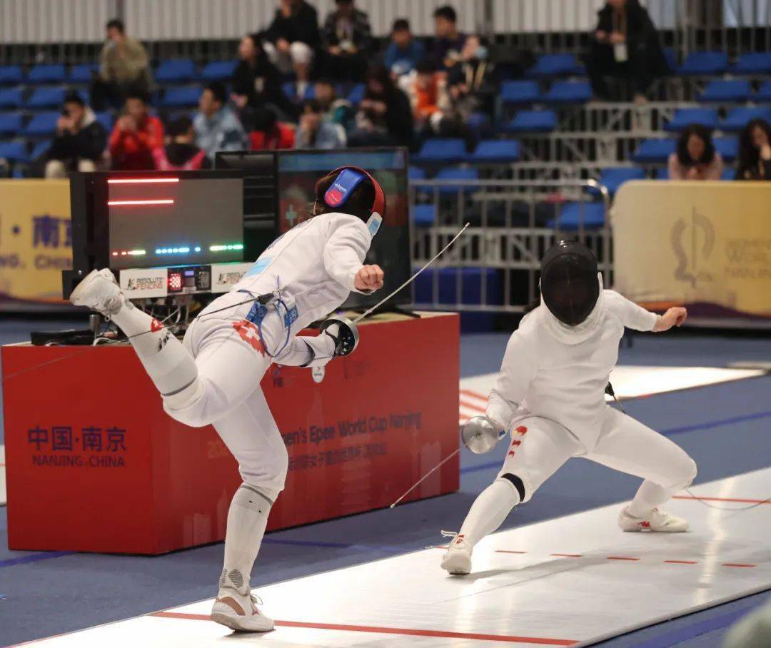 俄罗斯篮球队冲击世界杯金牌,力争夺奥运门票 俄罗斯篮球队冲击世界杯金牌,力争夺奥运门票