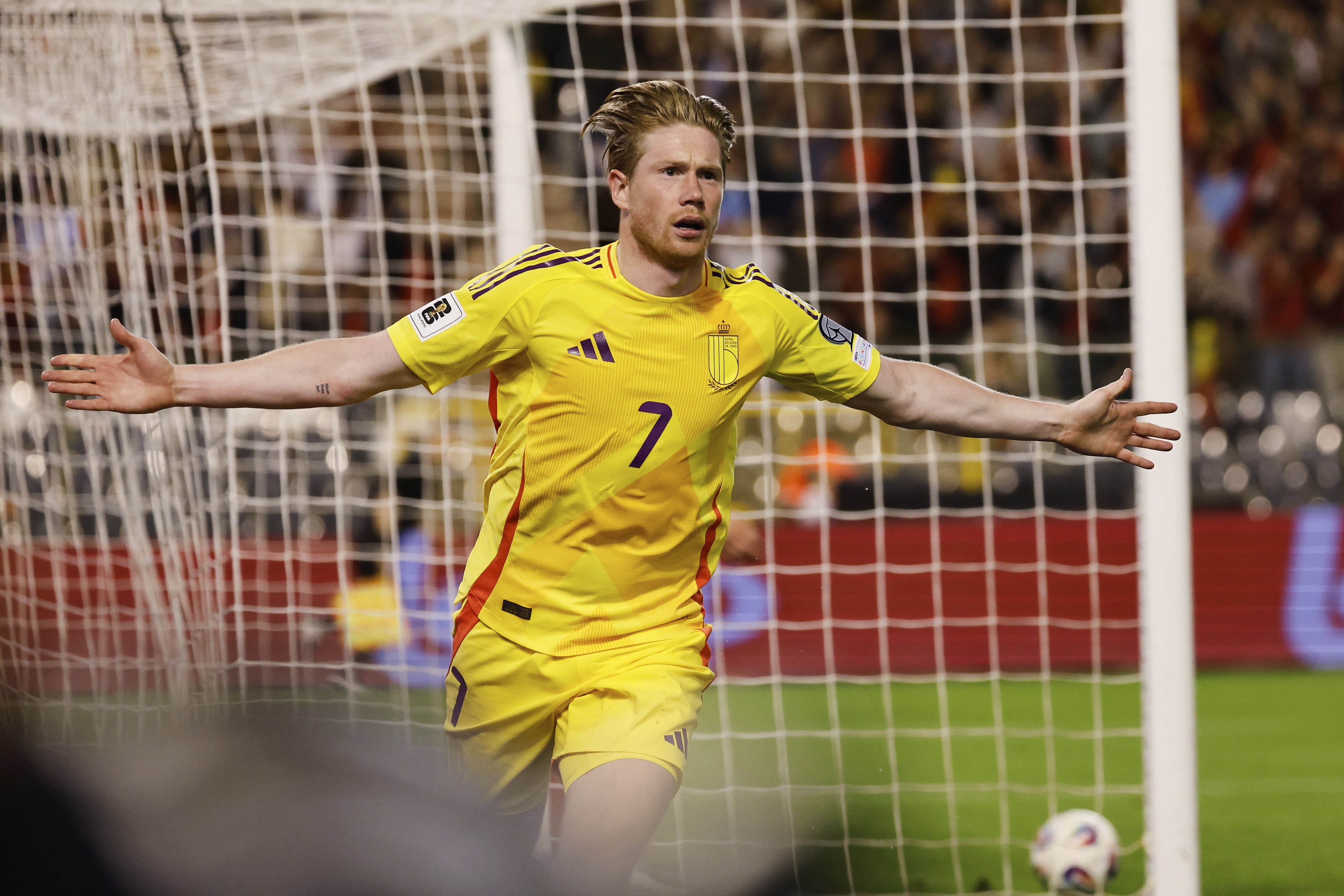 威尔士队全力以赴争胜 威尔士队全力以赴争胜