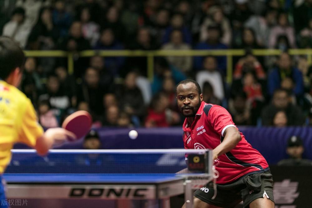 魔力四射!齐裕国击败双雄,碾压对手 魔力四射!齐裕国击败双雄,碾压对手