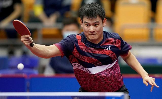 球队指导大将谋策,轻松取胜对手 球队指导大将谋策,轻松取胜对手