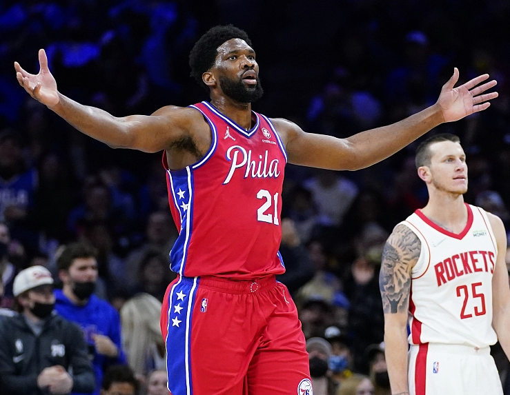 76人队大胜取得连胜,马修斯发挥关键作用 76人队大胜取得连胜,马修斯发挥关键作用