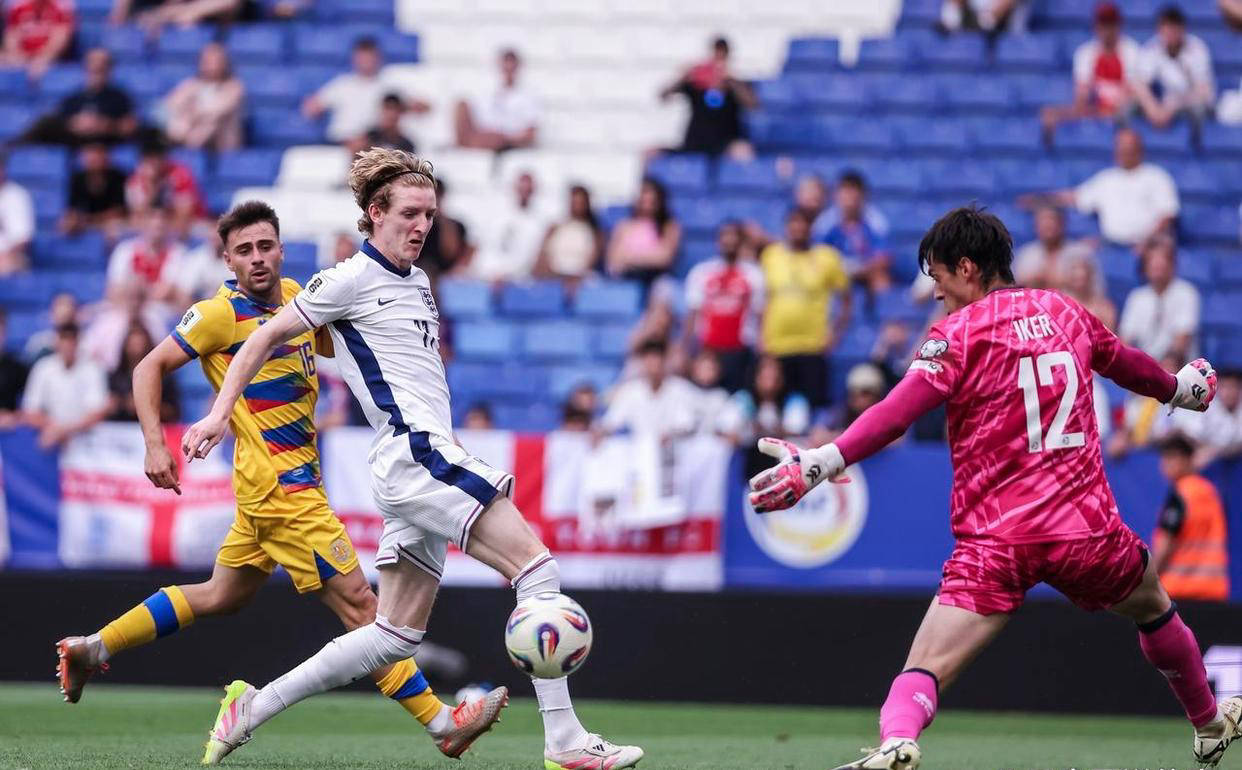 关于英格兰大胜摩尔多瓦,顺利晋级欧洲杯预选赛下一轮的信息 关于英格兰大胜摩尔多瓦,顺利晋级欧洲杯预选赛下一轮的信息