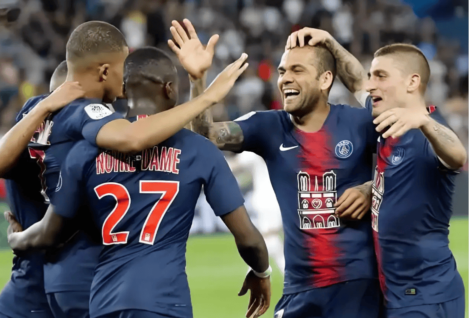 巴黎圣日耳曼淘汰AC米兰,晋级欧冠半决赛 巴黎圣日耳曼淘汰AC米兰,晋级欧冠半决赛