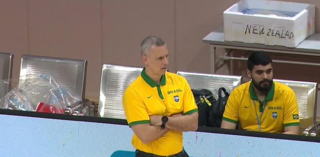 队内战术变化引起关注，胜负难料