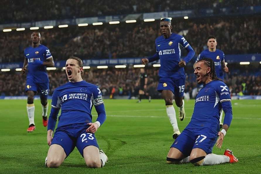 切尔西客场击败对手,领头羊地位稳固 切尔西客场击败对手,领头羊地位稳固