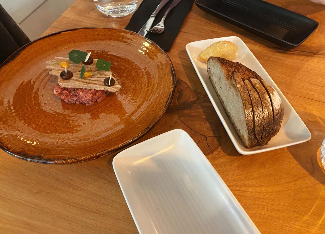 奥克兰惊艳门前:欧国联赛场意外神秘 奥克兰惊艳门前:欧国联赛场意外神秘