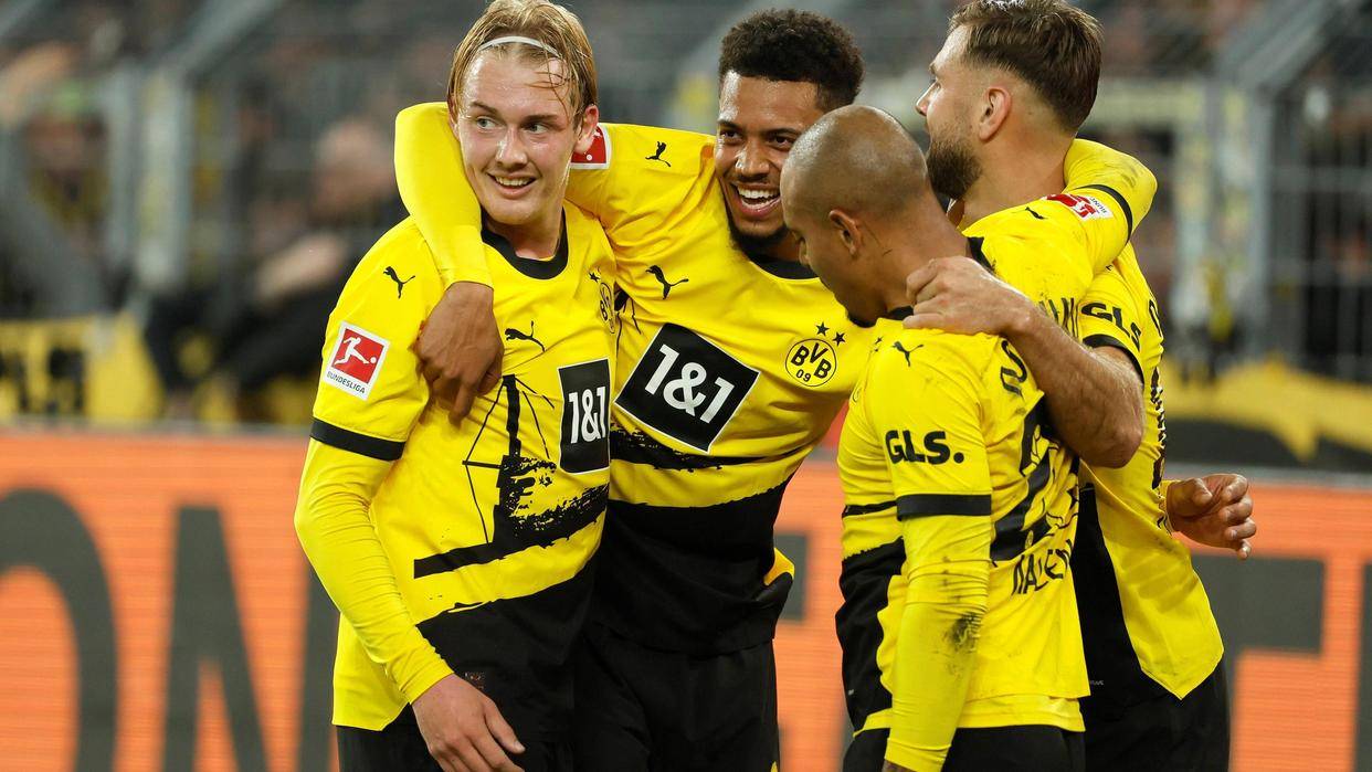 包含实力强大球队展现雄心壮志,拼尽全力的词条 包含实力强大球队展现雄心壮志,拼尽全力的词条