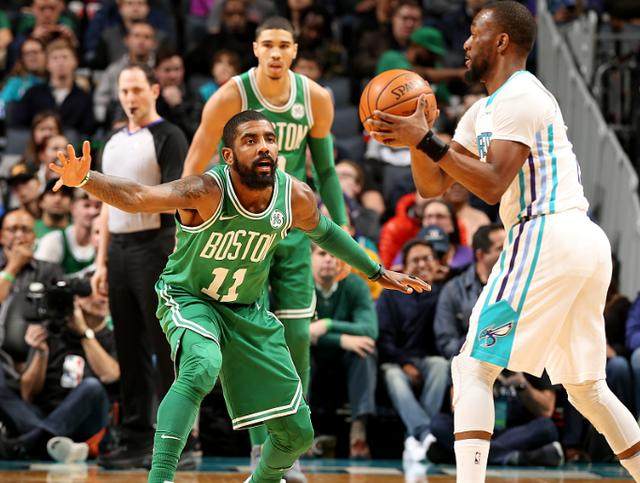 包含人队东部第一守稳榜首,恢复巅峰实力的词条 包含人队东部第一守稳榜首,恢复巅峰实力的词条