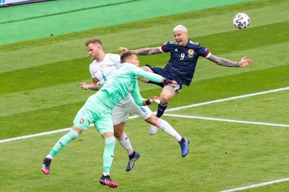 俄罗斯主场逼平瑞典,晋级前景堪忧的简单介绍 俄罗斯主场逼平瑞典,晋级前景堪忧的简单介绍