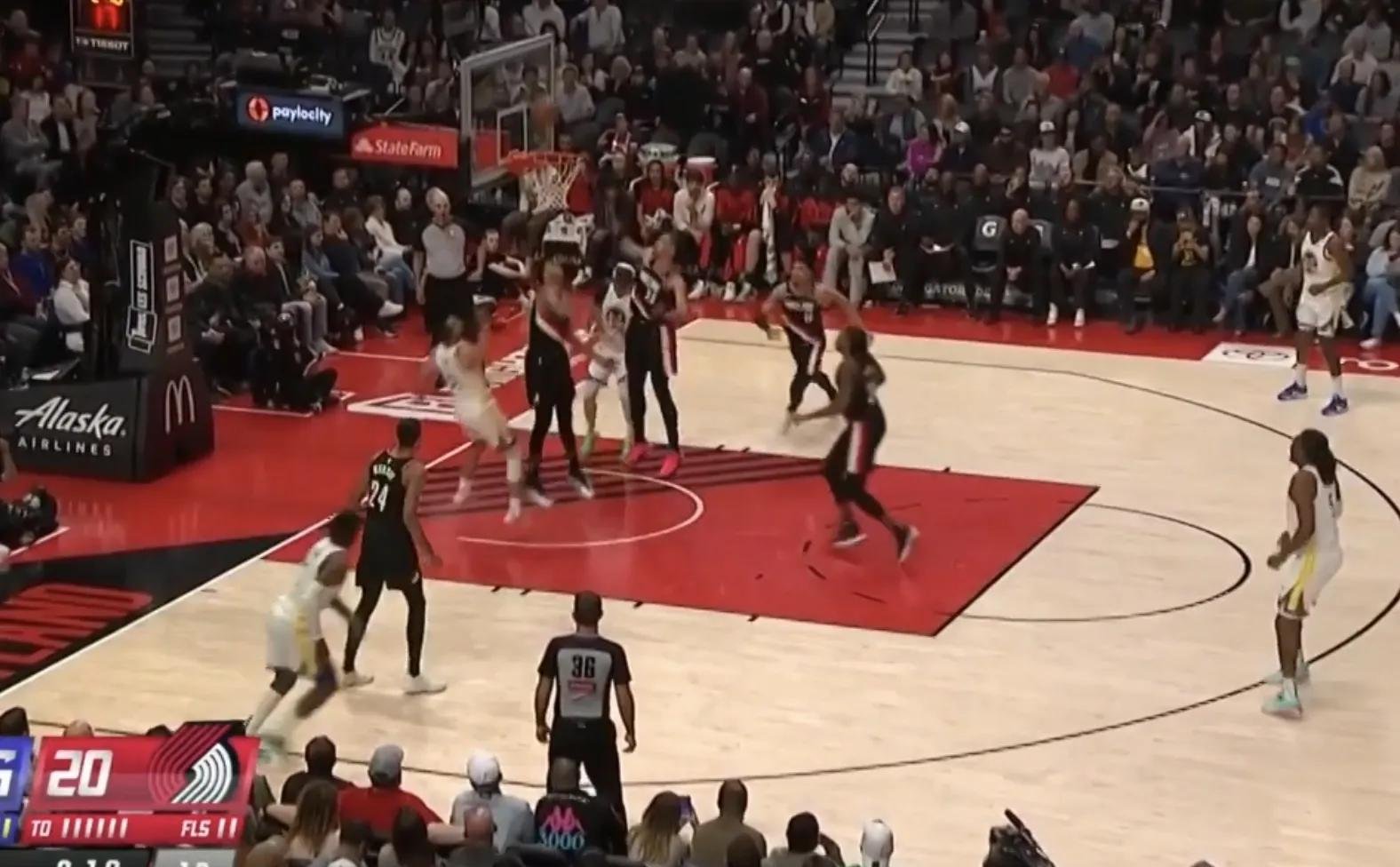 包含开拓者客场告负,球队助教疑似失职问题严重的词条 包含开拓者客场告负,球队助教疑似失职问题严重的词条