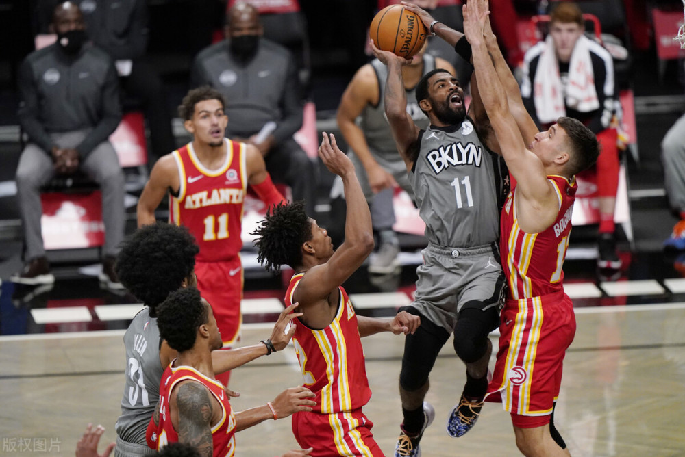 老鹰遭遇困境,球队拼尽全力寻找突破 老鹰遭遇困境,球队拼尽全力寻找突破