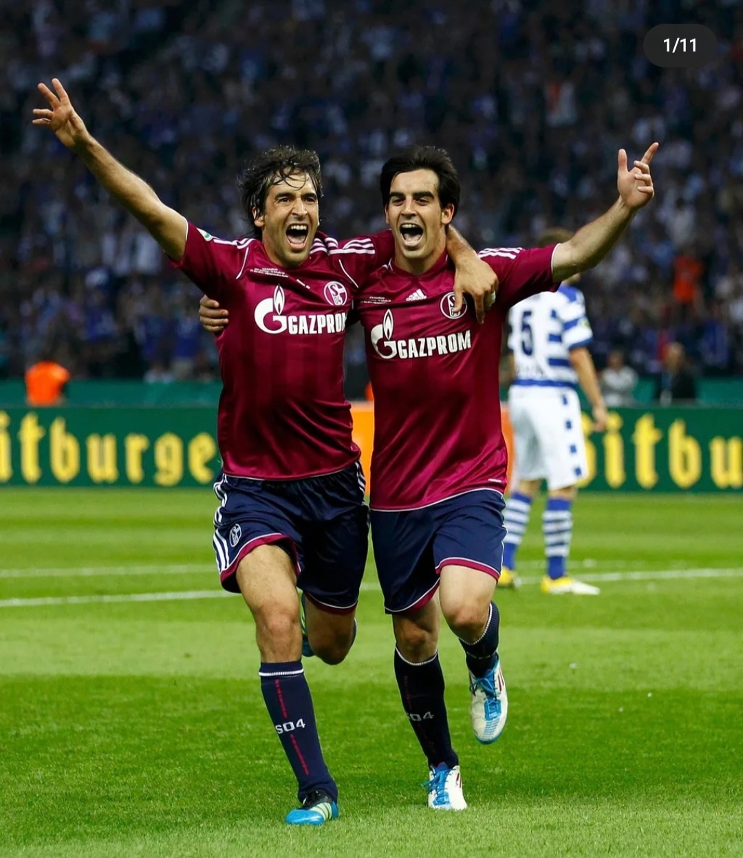 关于沙尔克04客场豪胜，实现连胜壮举的信息