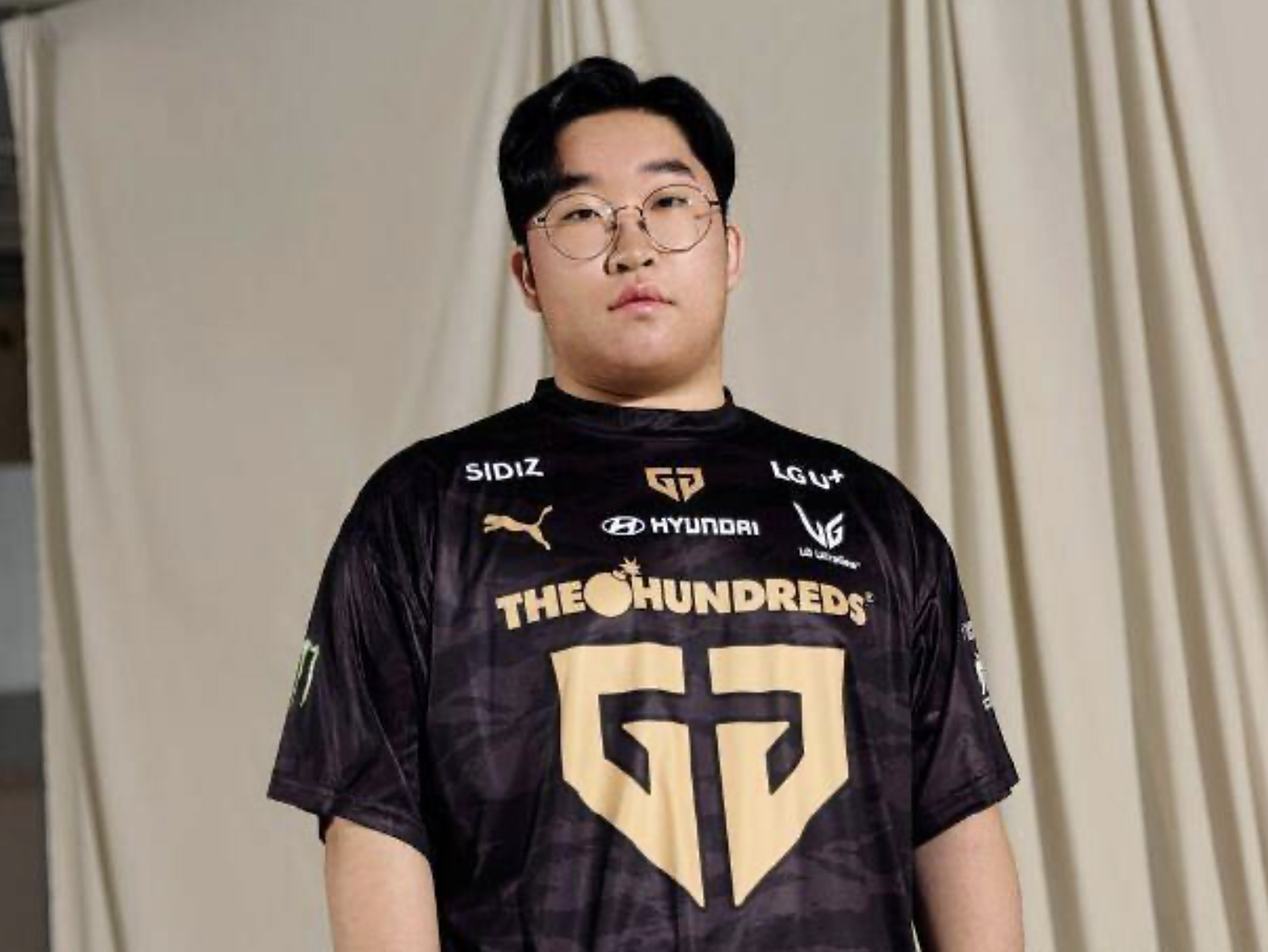 BLG翻盘V5,Chovy开启传奇时刻宿命之战淘汰赛,让粉丝疯狂欢呼 BLG翻盘V5,Chovy开启传奇时刻宿命之战淘汰赛,让粉丝疯狂欢呼