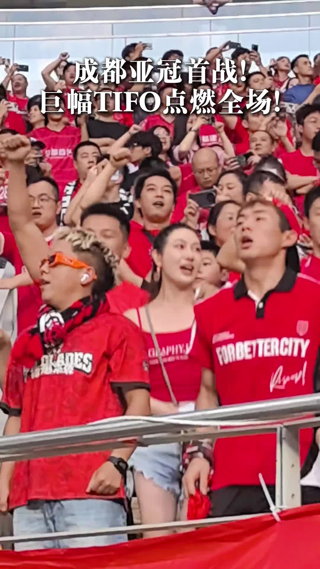 G2险胜GEN，Tarzan团战一打五激烈交锋成都决赛之夜，点燃全场激情