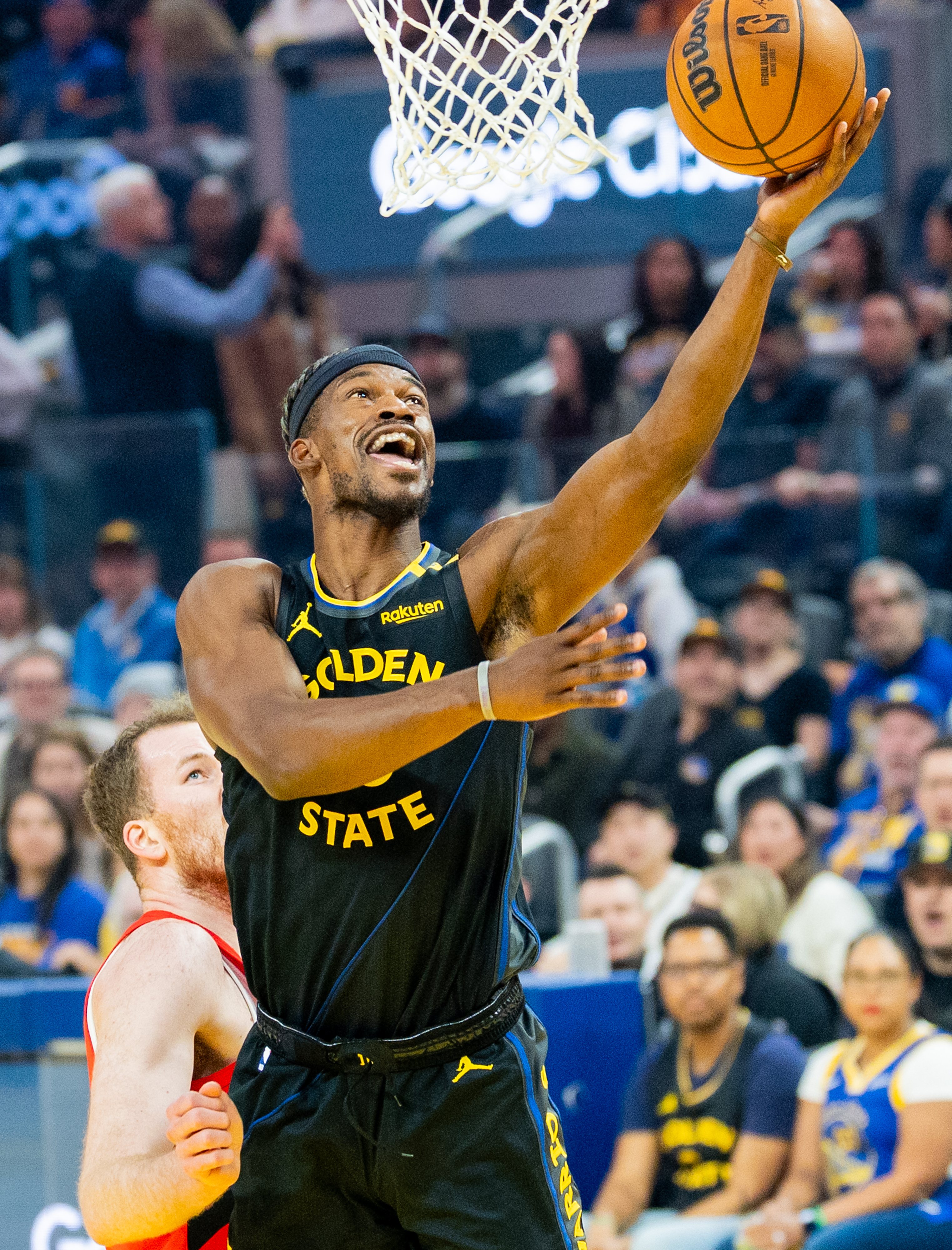 猛龙逆袭勇士,一场鏖战获胜的简单介绍 猛龙逆袭勇士,一场鏖战获胜的简单介绍