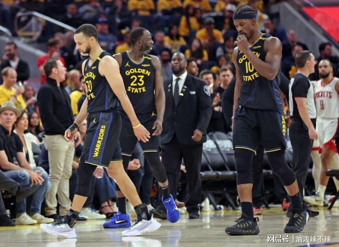 勇士签下自由球员，补充阵容实力