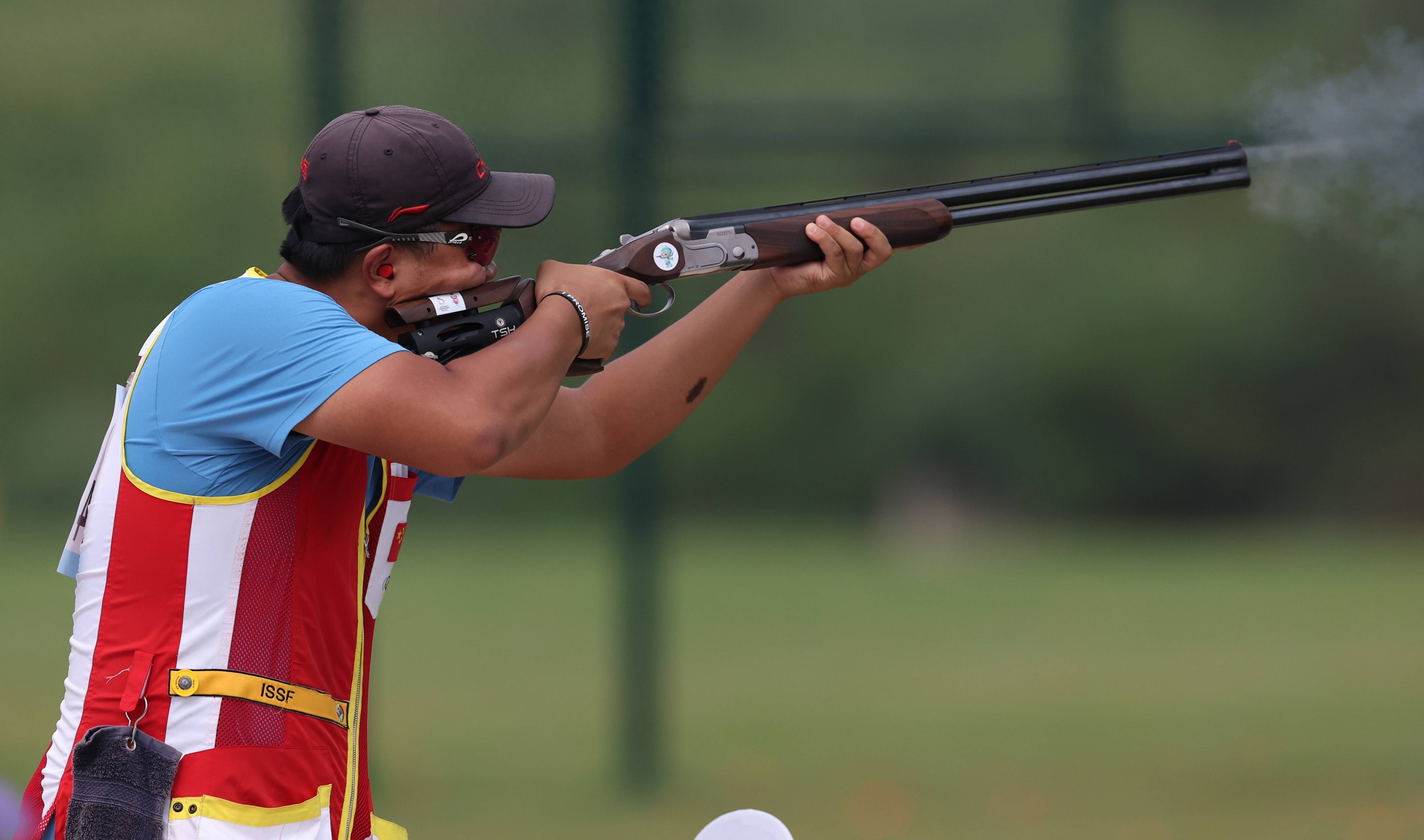 印度选手在射击比赛中大放异彩,夺冠 印度选手在射击比赛中大放异彩,夺冠