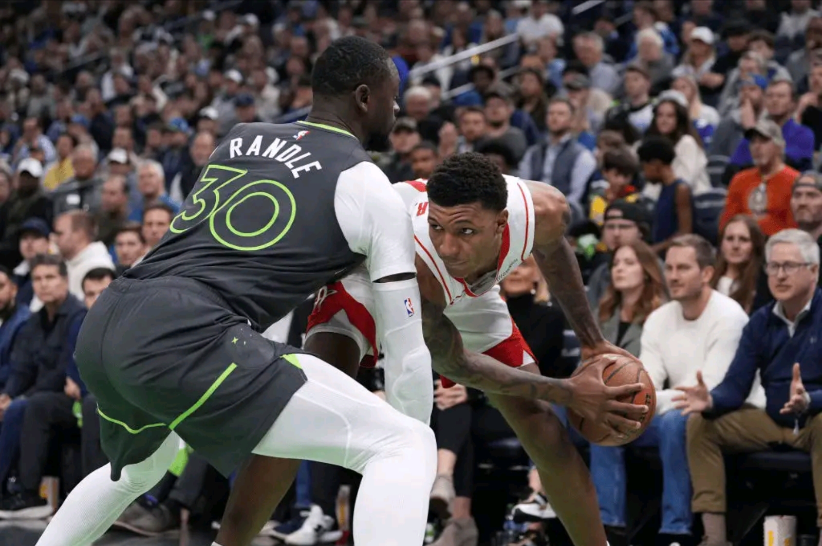 火箭客场击败马刺字母哥砍下40+10