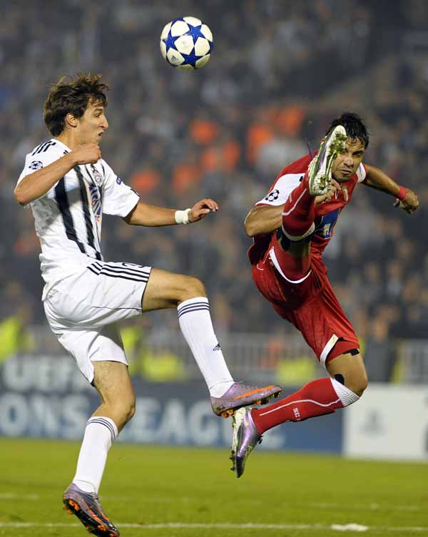 黑山主场告捷,晋级希望仍存 黑山主场告捷,晋级希望仍存