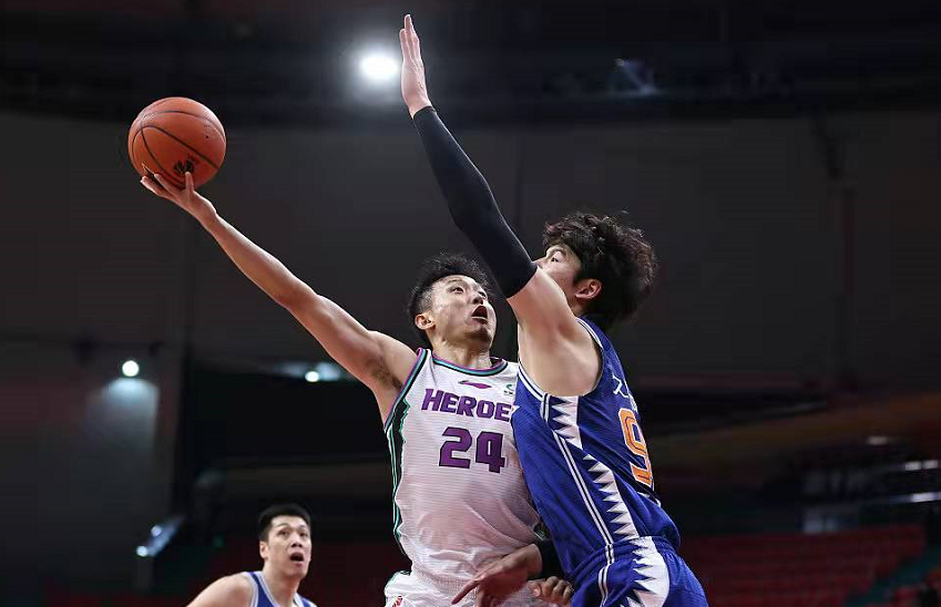 江苏队翻盘国王,陶汉林扛起全队 江苏队翻盘国王,陶汉林扛起全队